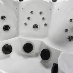 Orca Leisure Swan Boro 2 - 6 Person Hot Tub - FREE INSTALLATION