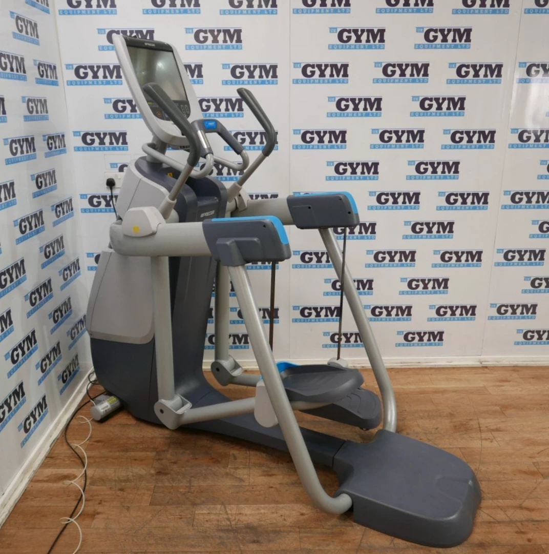 Refurbished Precor AMT 885 Openstride - V7 Software (TV/Internet Features) Cardio