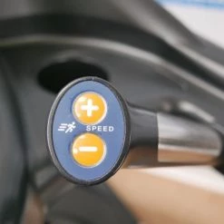 True Fitness Refurbished True Fitness TC900 Escalate High Performance Treadmill