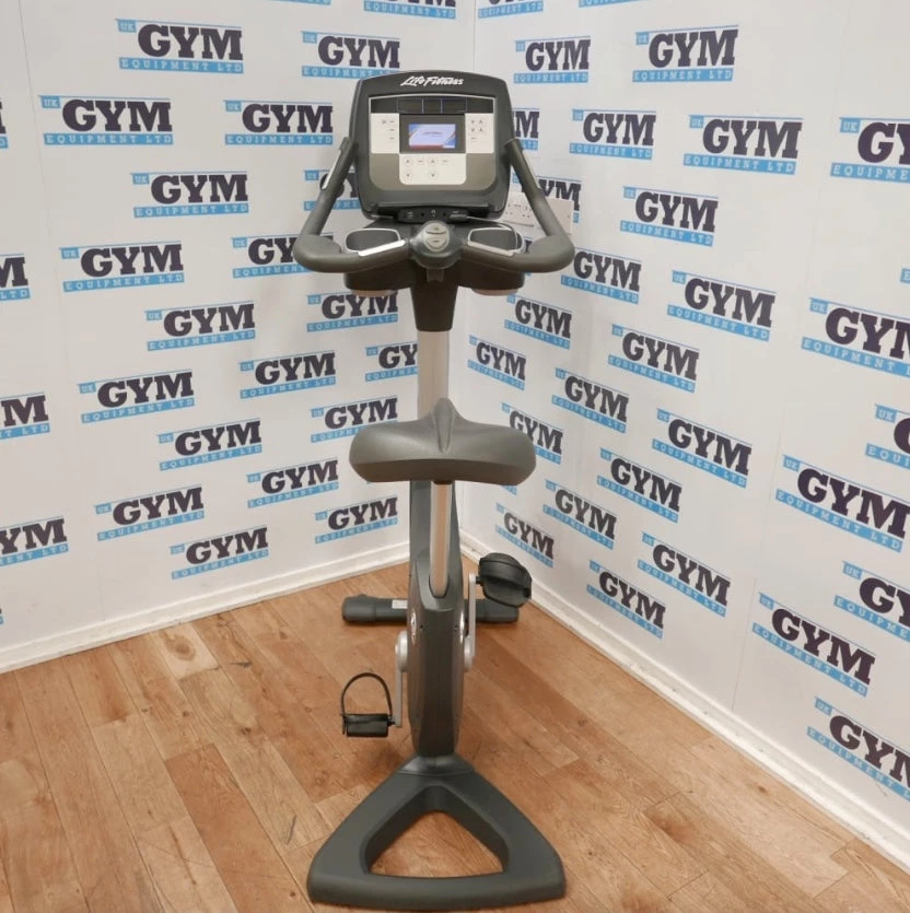 Exercise Bikes Refurbished Life Fitness 95C Elevation Series Inspire Upright Bike