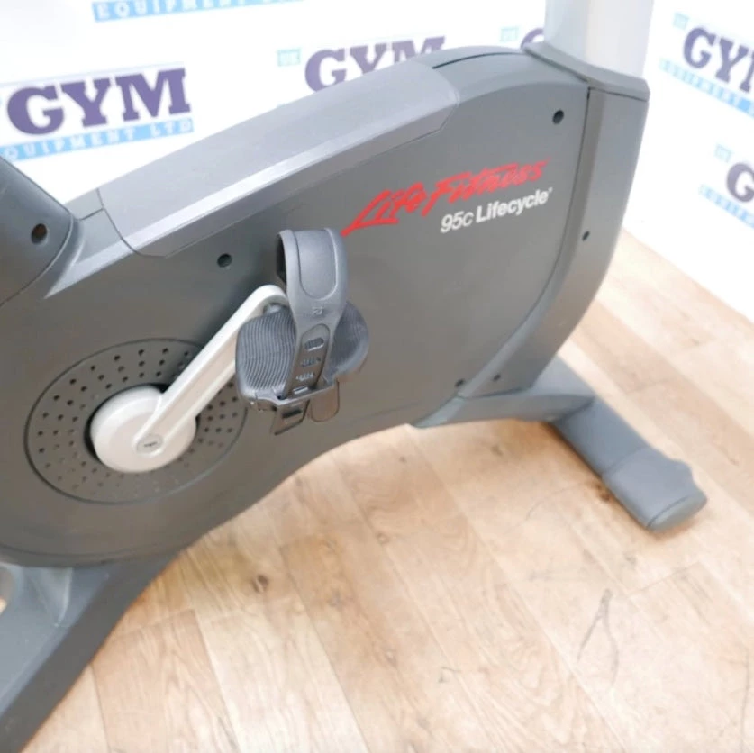 Exercise Bikes Refurbished Life Fitness 95C Elevation Series Inspire Upright Bike