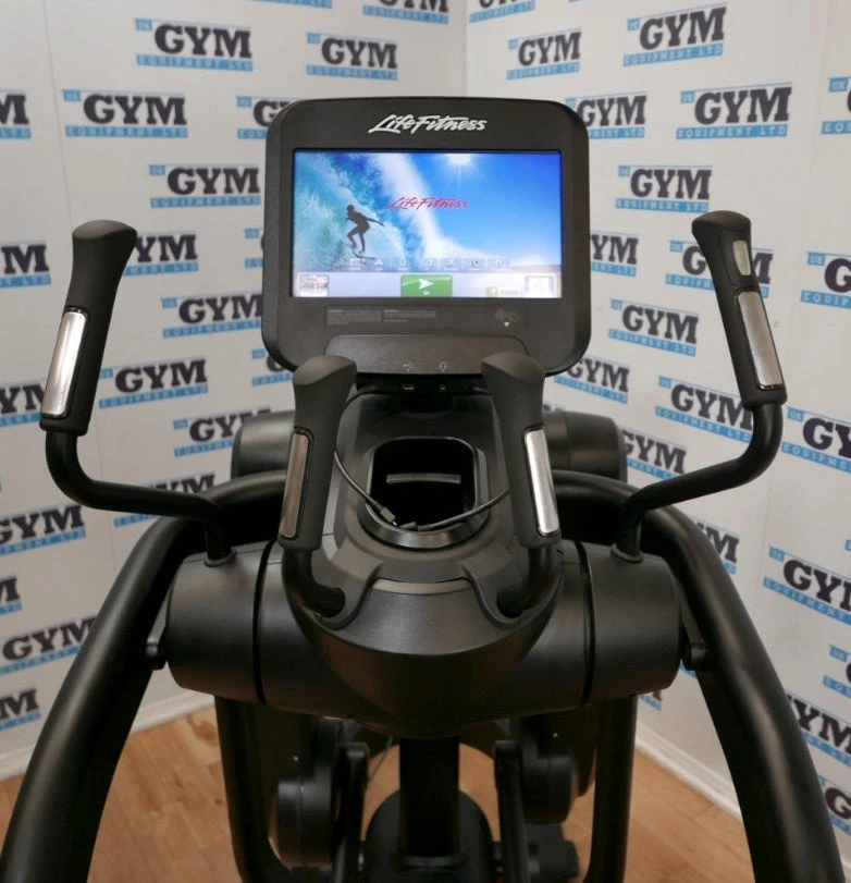 Cardio Refurbished Life Fitness Elevation Series Discover SE FlexStrider