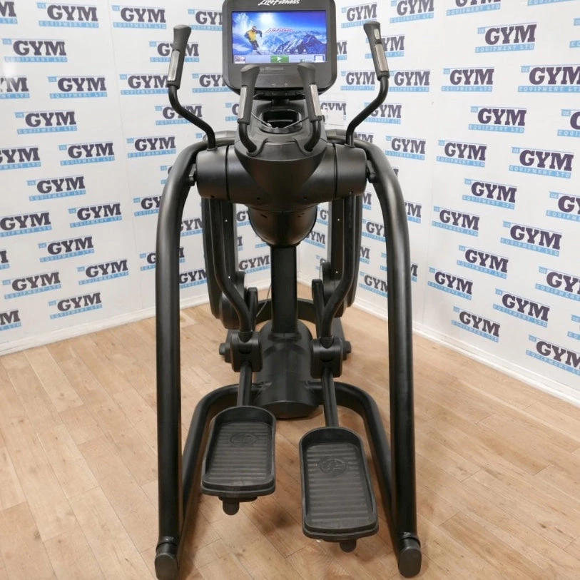 Cardio Refurbished Life Fitness Elevation Series Discover SE FlexStrider