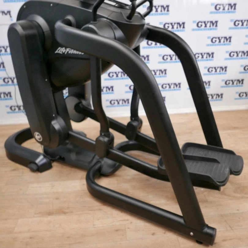 Cardio Refurbished Life Fitness Elevation Series Discover SE FlexStrider