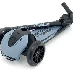 Scoot & Ride Highway Kick 5 LED Scooter Leisure