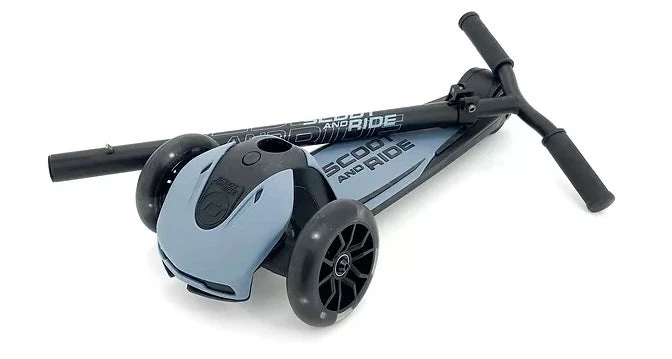 Scoot & Ride Highway Kick 5 LED Scooter Leisure