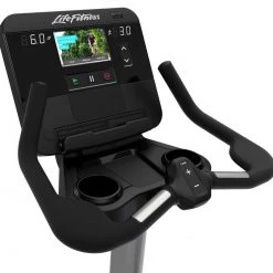 Life Fitness Club Series+ Upright Bike With DX Console (Titanium)