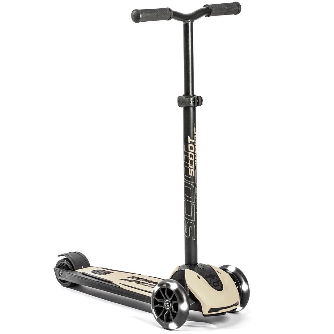 Scoot & Ride Highway Kick 5 LED Scooter Leisure