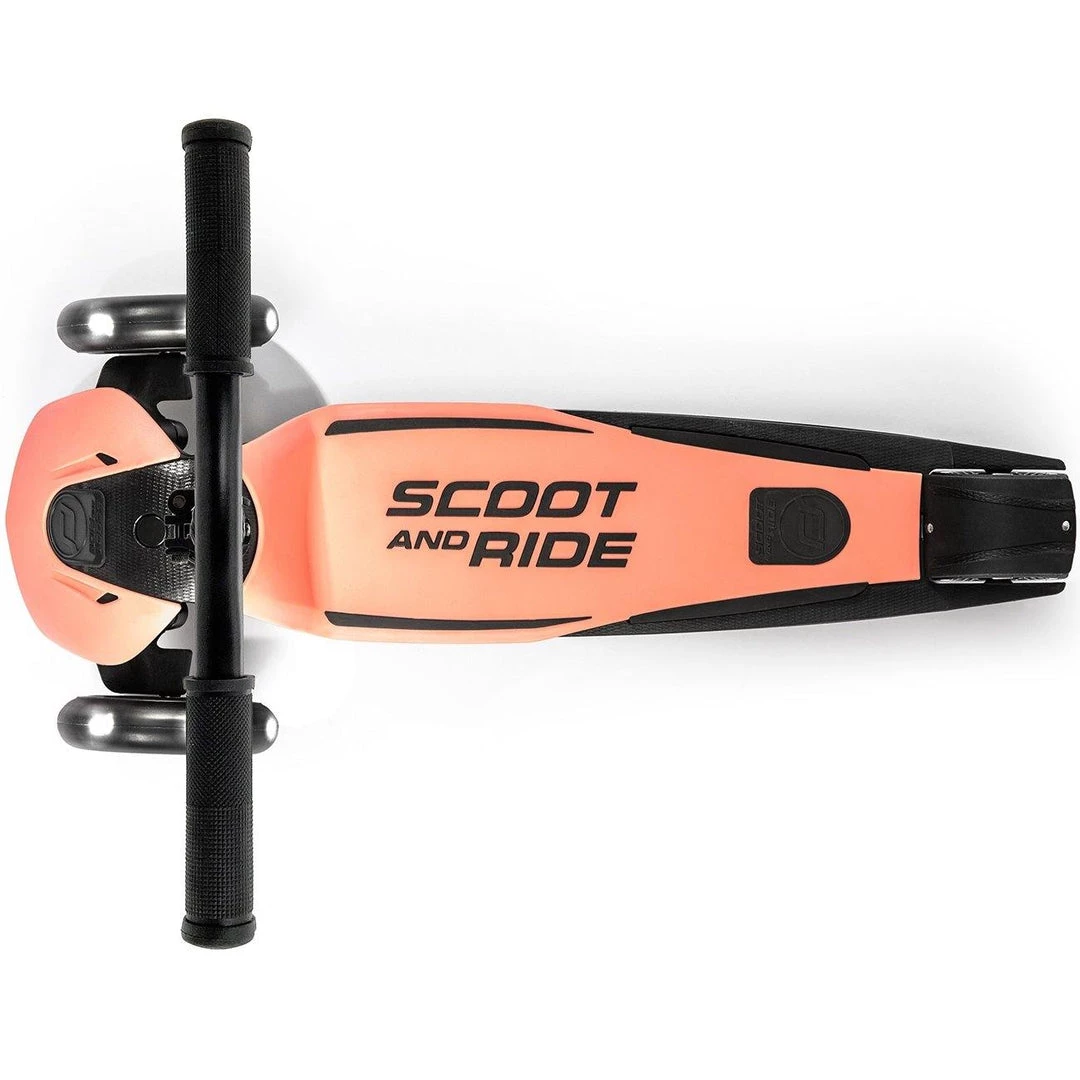 Scoot & Ride Highway Kick 5 LED Scooter Leisure