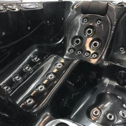 Orca Leisure Kirkboro Hot Tub - FREE INSTALLATION